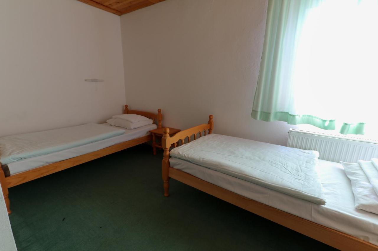 Sumarska Kuca Ognjiste Hotel Jahorina Luaran gambar