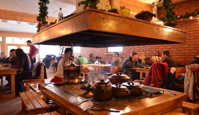 Sumarska Kuca Ognjiste Hotel Jahorina Luaran gambar
